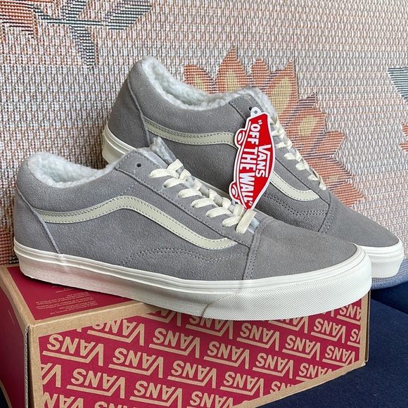 Vans Men’s Old Skool
Cozy Hug Drizzle/Marshmal
VN0005UA6J6
Sneakers - Picture 6 of 16